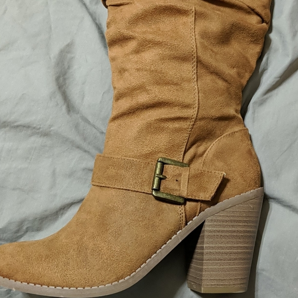 Women's boots - Picture 3 of 5